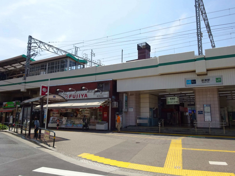 綾瀬駅の住みやすさ記事のイラスト