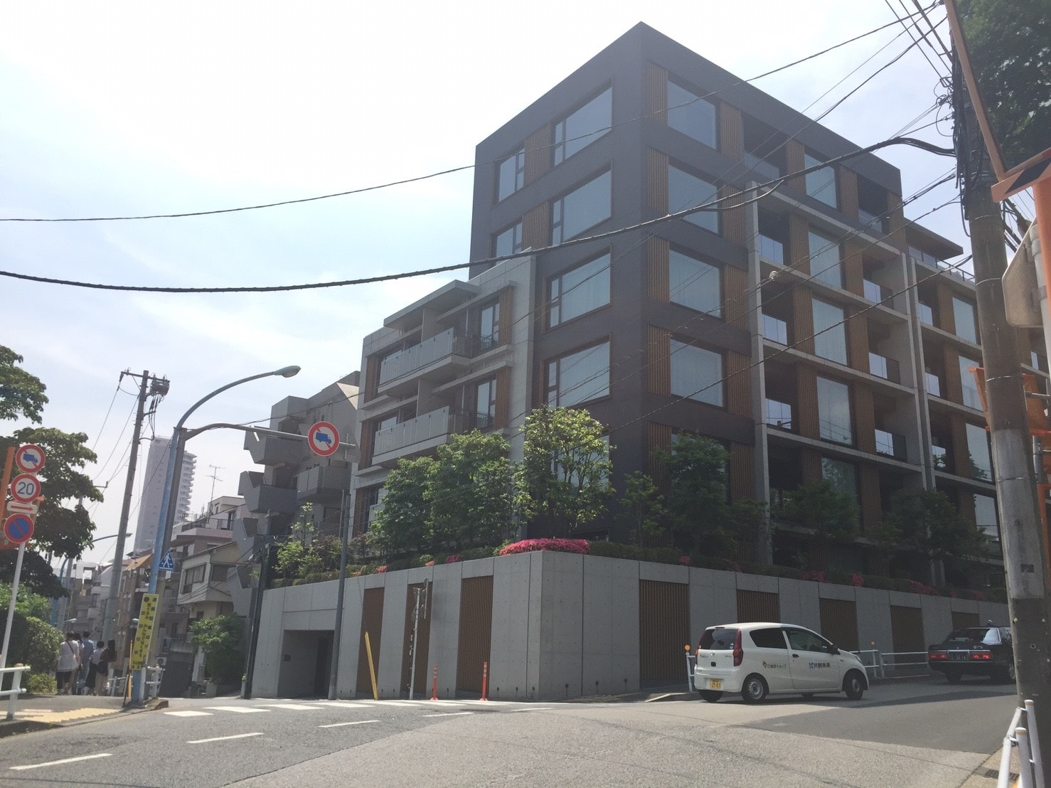 早稲田駅南口側のマンション