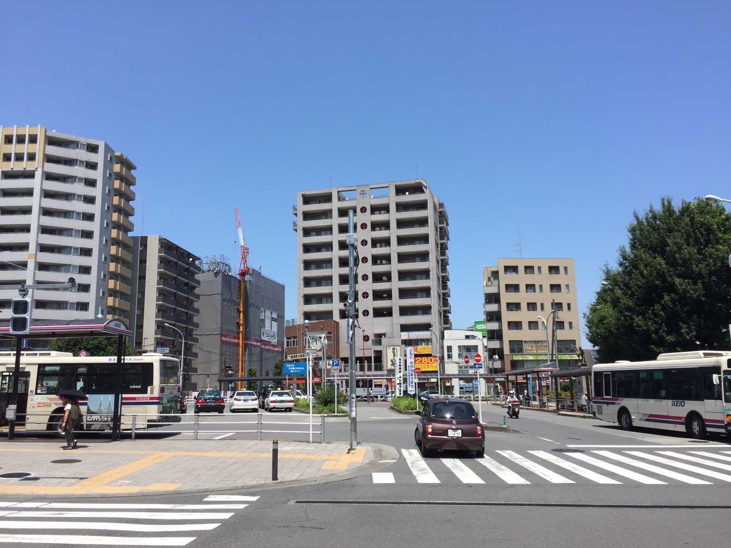 日野駅の西側の様子