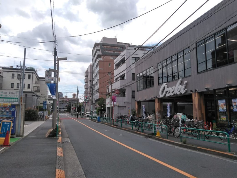 中野富士見町駅周辺のオオゼキ