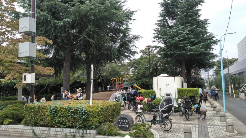 神戸町あけぼの公園