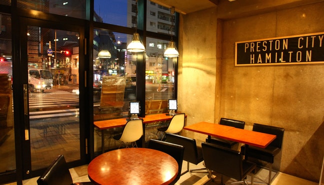 TOKYO CIRCUS CAFE（トウキョウサーカスカフェ）