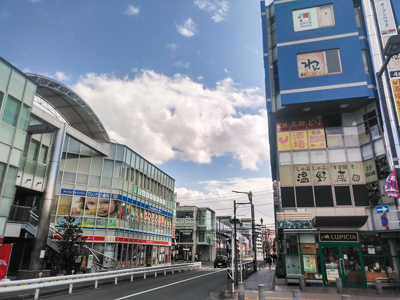 仙川駅前の様子