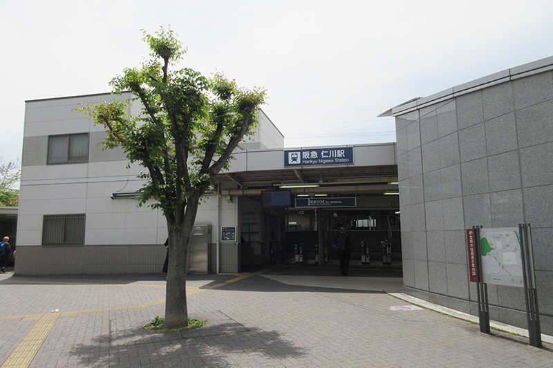仁川駅の外観
