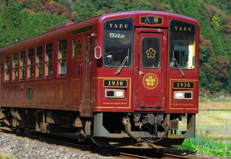 若桜鉄道の観光列車「八頭号」