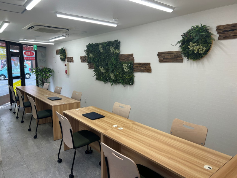 株式会社アンビション・バロー二俣川店