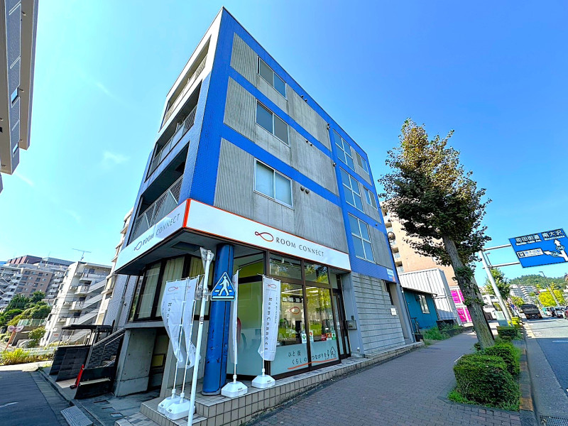 株式会社RoomConnect多摩センター店の外観