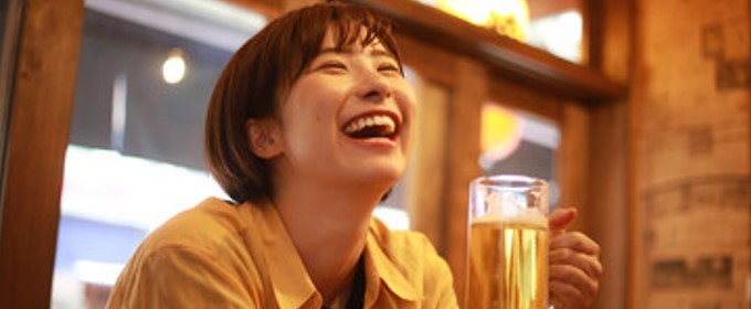 お酒好きの女性