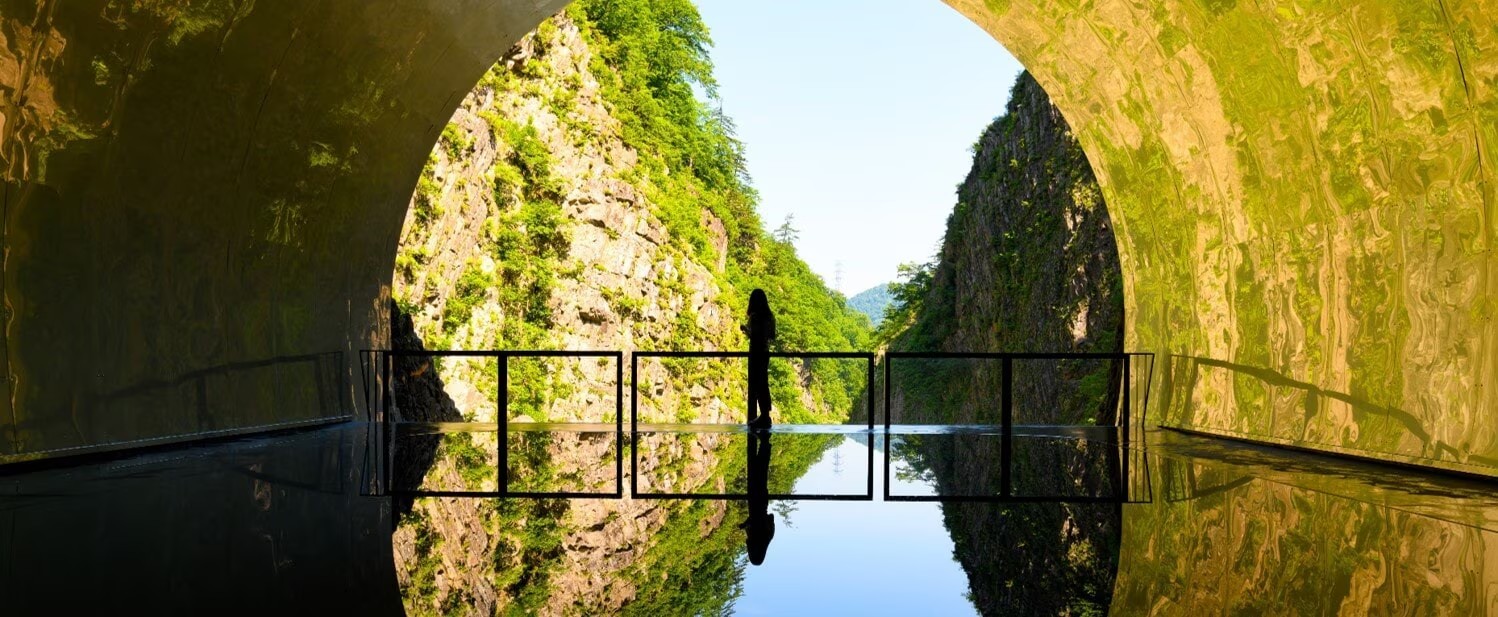 清津峡のイメージ